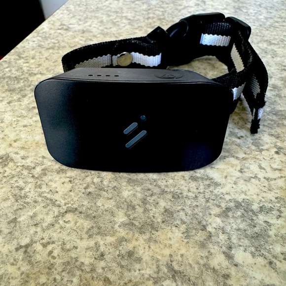 Dog Shock Collar with 10 Levels Beep for Large Medium Small Dogs (8-120Lbs) - Picture 2 of 12